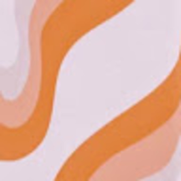 Meet your Posher, Olivia - Picture 1 of 1